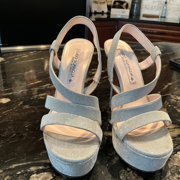 Sandales de luxe - Picture 2 of 5